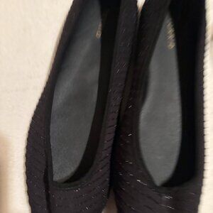 Beautiful Torrid Black Shoe with Beading Accent Size 10 wide for the Holidays!